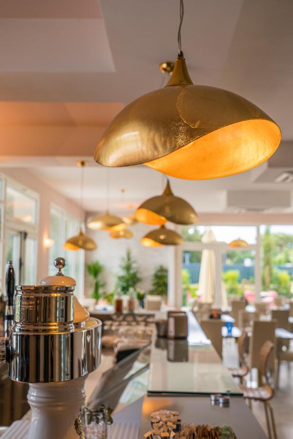 Golden Hotel Marina di Cecina Kültér fotó